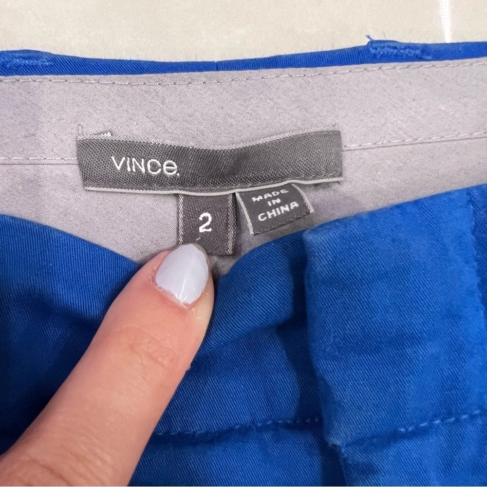Vince Navy Bermuda Shorts - Picture 5 of 6